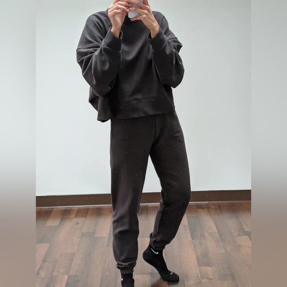 NA NIN Sweatsuit - Picture 5 of 8